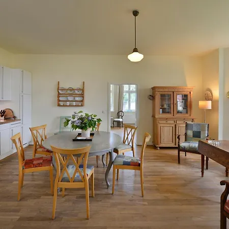 In Der Ersten Etage Des Herrenhauses * Neuenkirchen (Landhagen)